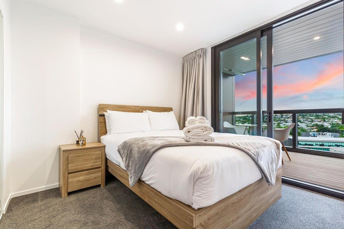 Stunning Ellerslie Apartment + Private Balcony Auckland Luaran gambar